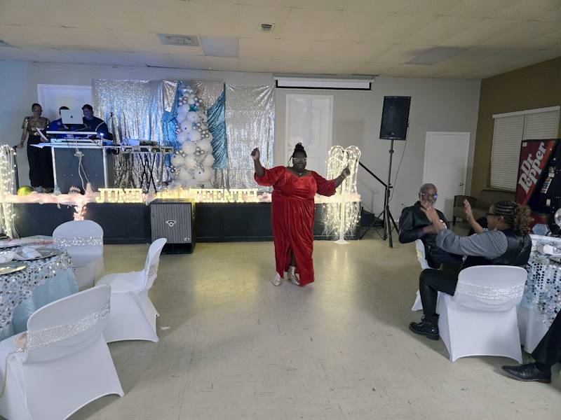 Lady Sparkle Contestants 