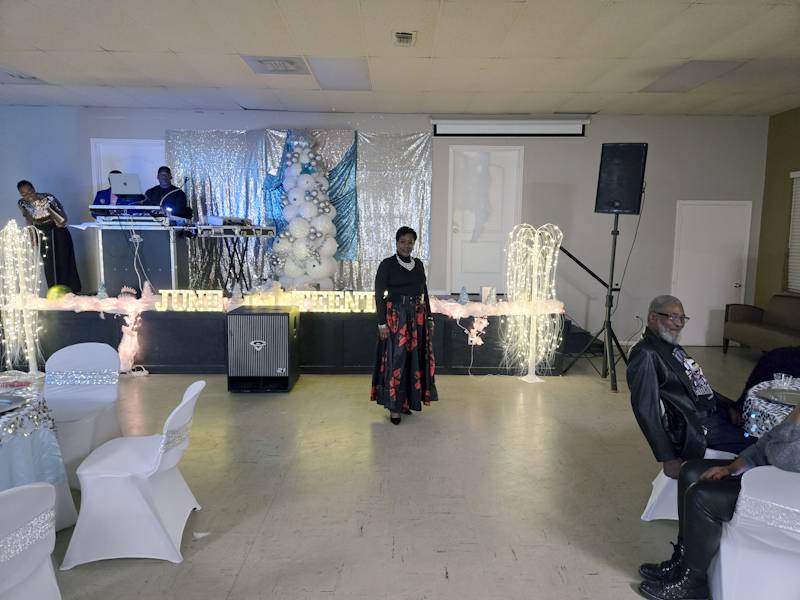 Lady Sparkle Contestants 