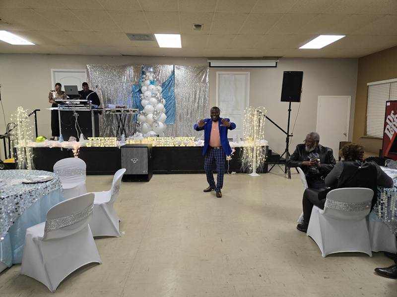 Men Strutting for the Women!